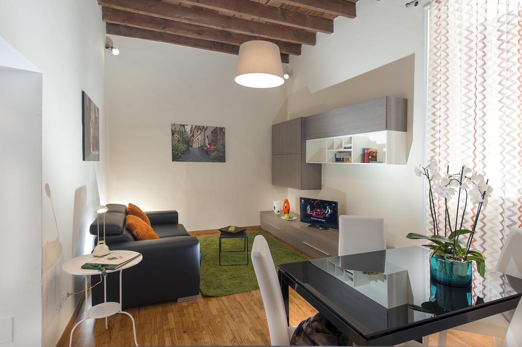Fl Apartments Charming Flat In The Heart Of Trastevere روما المظهر الخارجي الصورة